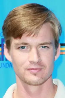 Mason Gamble como: 