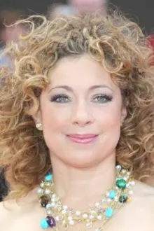 Alex Kingston como: Mary Foster