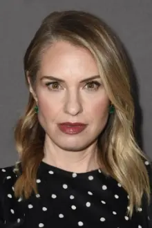 Leslie Grossman como: Kimmy Ponder