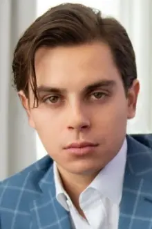 Jake T. Austin como: Diego