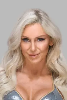 Ashley Fliehr como: Charlotte Flair