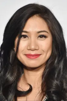 Liza Lapira como: Nadia Akiyama