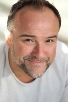 David DeLuise como: Detective Kopf