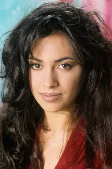 Susanna Hoffs como: Molly Morrison