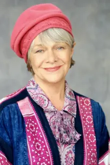 Estelle Parsons como: Arlene Glynn