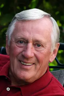 Len Cariou como: Henry Woods