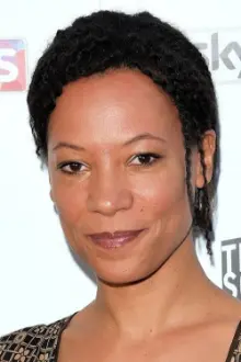 Nina Sosanya como: Stephanie