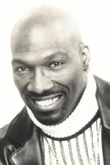 Charlie Murphy como: Hank