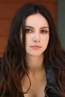 Samantha Robinson como: Christina