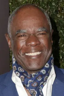 Glynn Turman como: Lieutenant Delgado