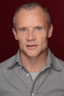 Flea como: 