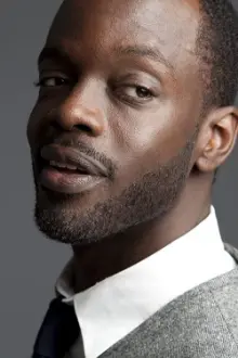 Ato Essandoh como: 