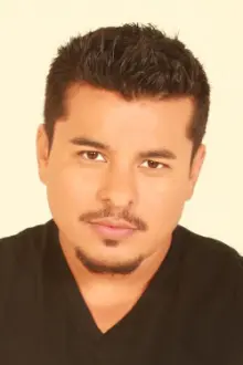 Jacob Vargas como: Reyes Morales