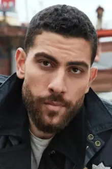 Zeeko Zaki como: Omar Adom 'OA' Zidan