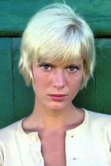 Mimsy Farmer como: Lizzie