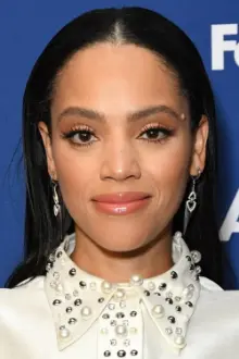 Bianca Lawson como: Cynthia