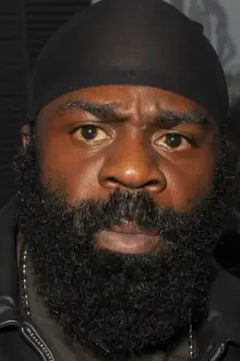 Kimbo Slice como: King