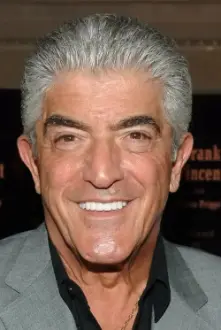 Frank Vincent como: Dom Di Bella