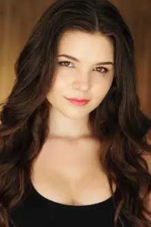 Madison McLaughlin como: Alison Dematti