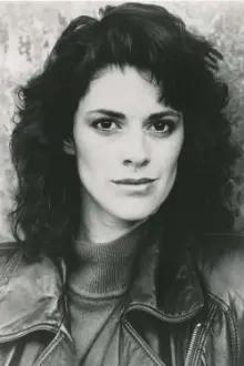 Patricia Charbonneau como: Lori