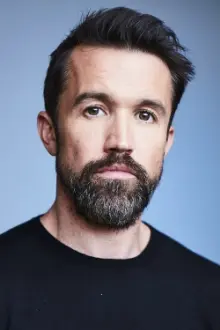 Rob McElhenney como: Mac McDonald