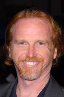 Courtney Gains como: Stanley