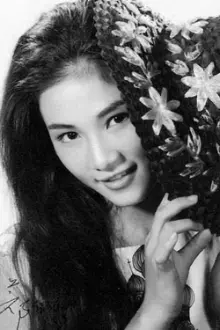 Cheng Pei-pei como: Madame Wah