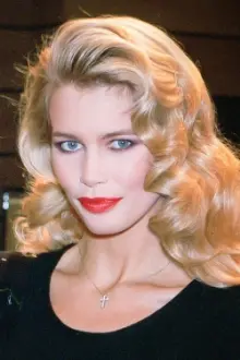 Claudia Schiffer como: Ela mesma