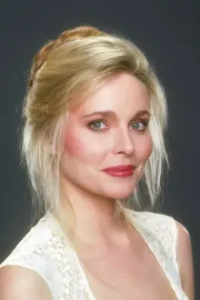 Priscilla Barnes como: Della Desordo