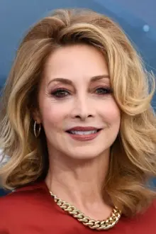 Sharon Lawrence como: Beth Daniels