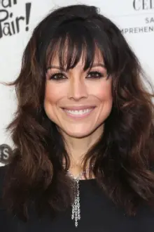 Liz Vassey como: Gillian Hunt