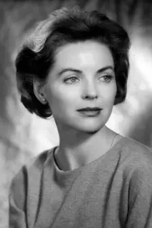 Dorothy McGuire como: Ela mesma