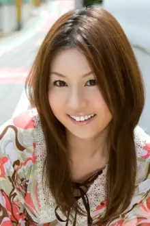 Yui Tatsumi como: Aina Mizuki