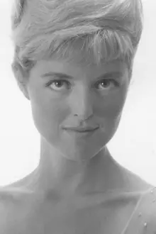 Juliet Anderson como: Ela mesma