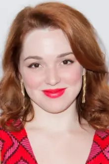 Jennifer Stone como: Harriet Welsch