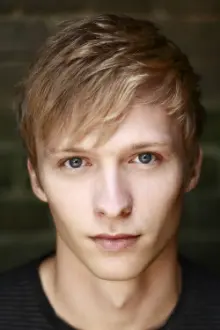 Will Tudor como: Toby