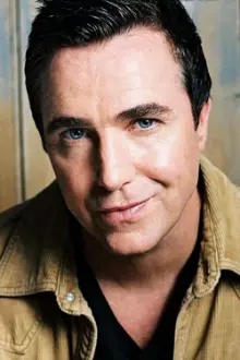 Paul McGillion como: Captain