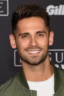 Jean-Luc Bilodeau como: Jay Kepler