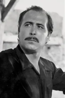 Tito Junco como: Rogelio González