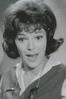 Jacqueline Scott como: Aunt Louise