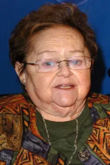 Zelda Rubinstein como: 