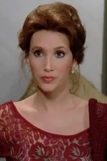 Rosalyn Landor como: Sara Catherine Latimer