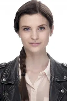 Hanna Ardéhn como: Nora