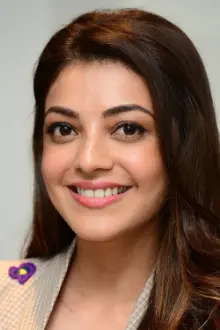 Kajal Agarwal como: Dr. Kathyayani "Kaachi"