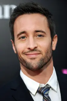 Alex O'Loughlin como: Marcus Bohem