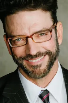 Keith Allan como: Peppy