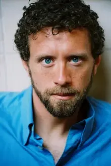 T.J. Thyne como: Lovell Milo