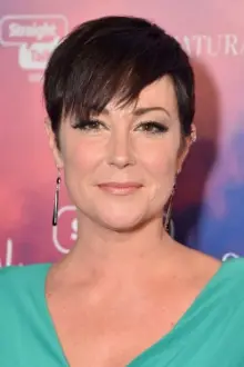 Kim Rhodes como: Nurse