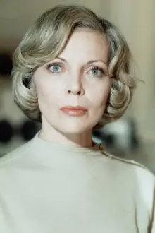 Barbara Bain como: Anne Tillman