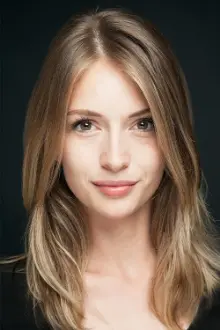 Yasemin Kay Allen como: Ayşe Farsakoğlu